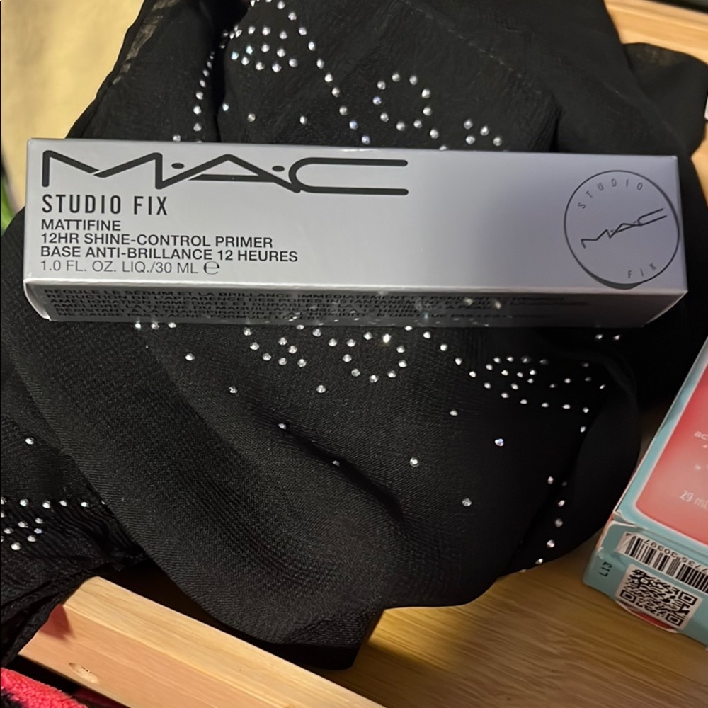 MAC Cosmetics Studio Fix Mattifine Primer